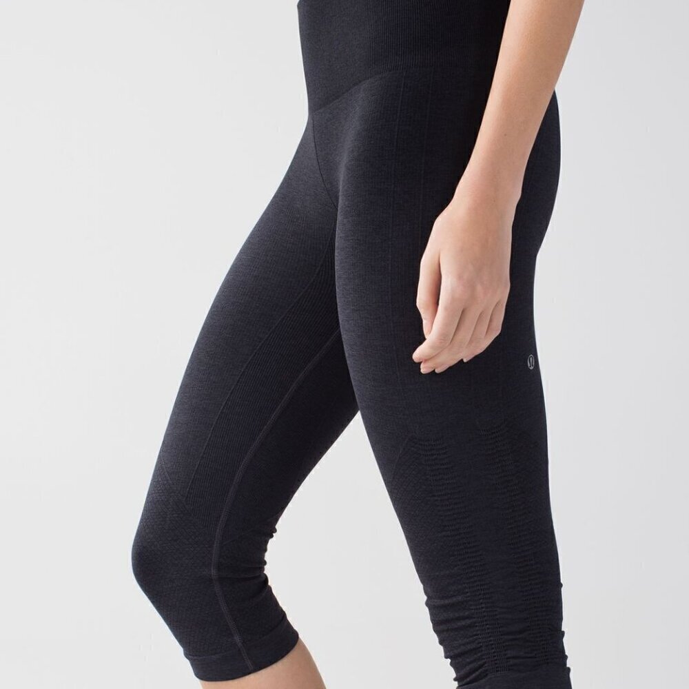 Lululemon In The Flow Crop II Leggings Gray Size 4